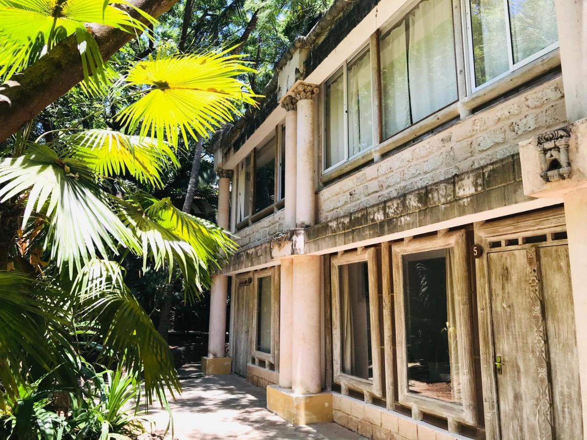 White Elephant Sea Lodge Malindi Exterior photo