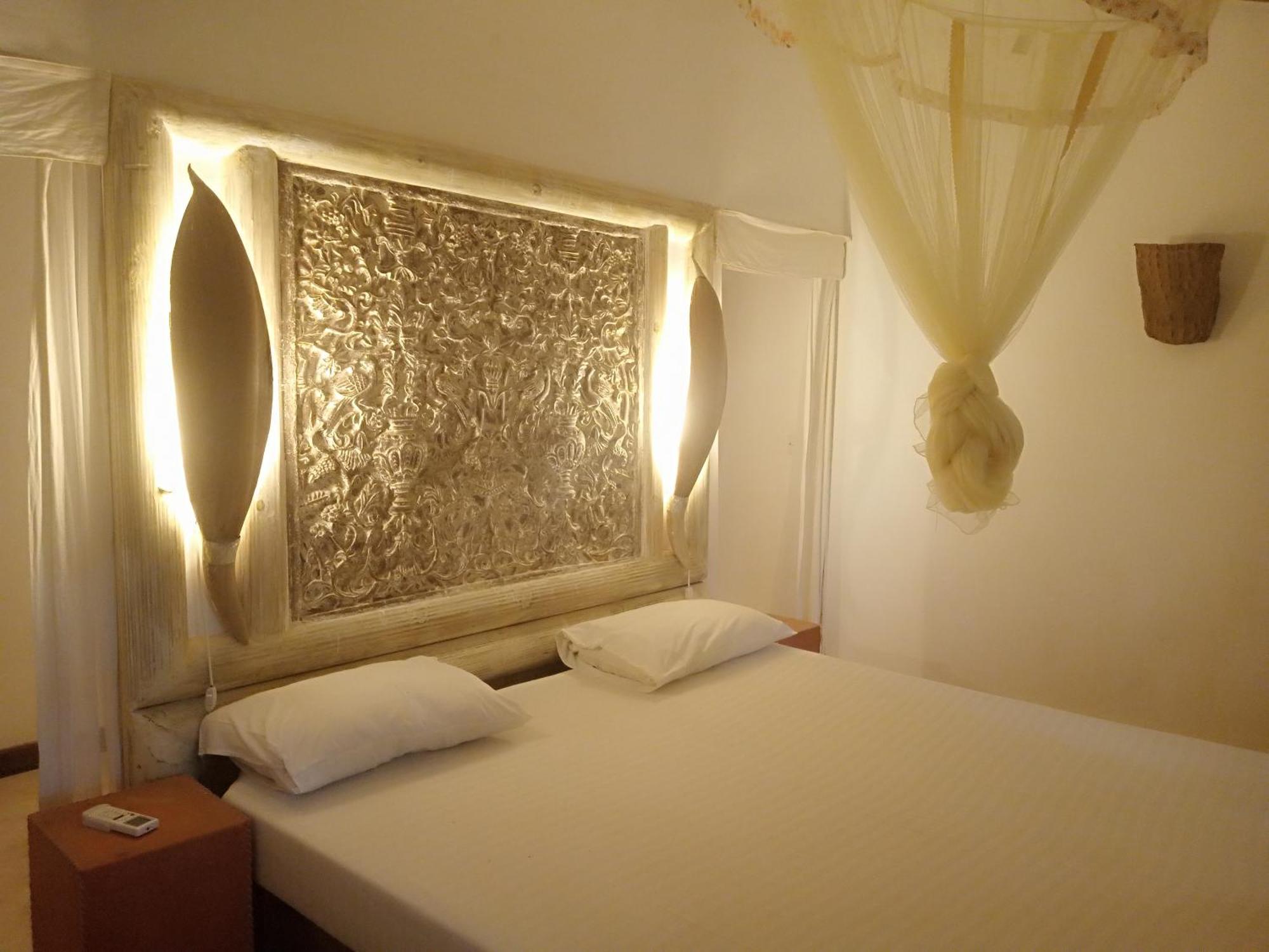 White Elephant Sea Lodge Malindi Exterior photo