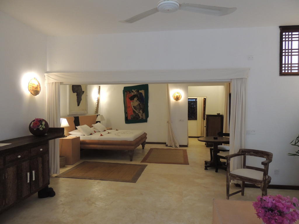 White Elephant Sea Lodge Malindi Exterior photo